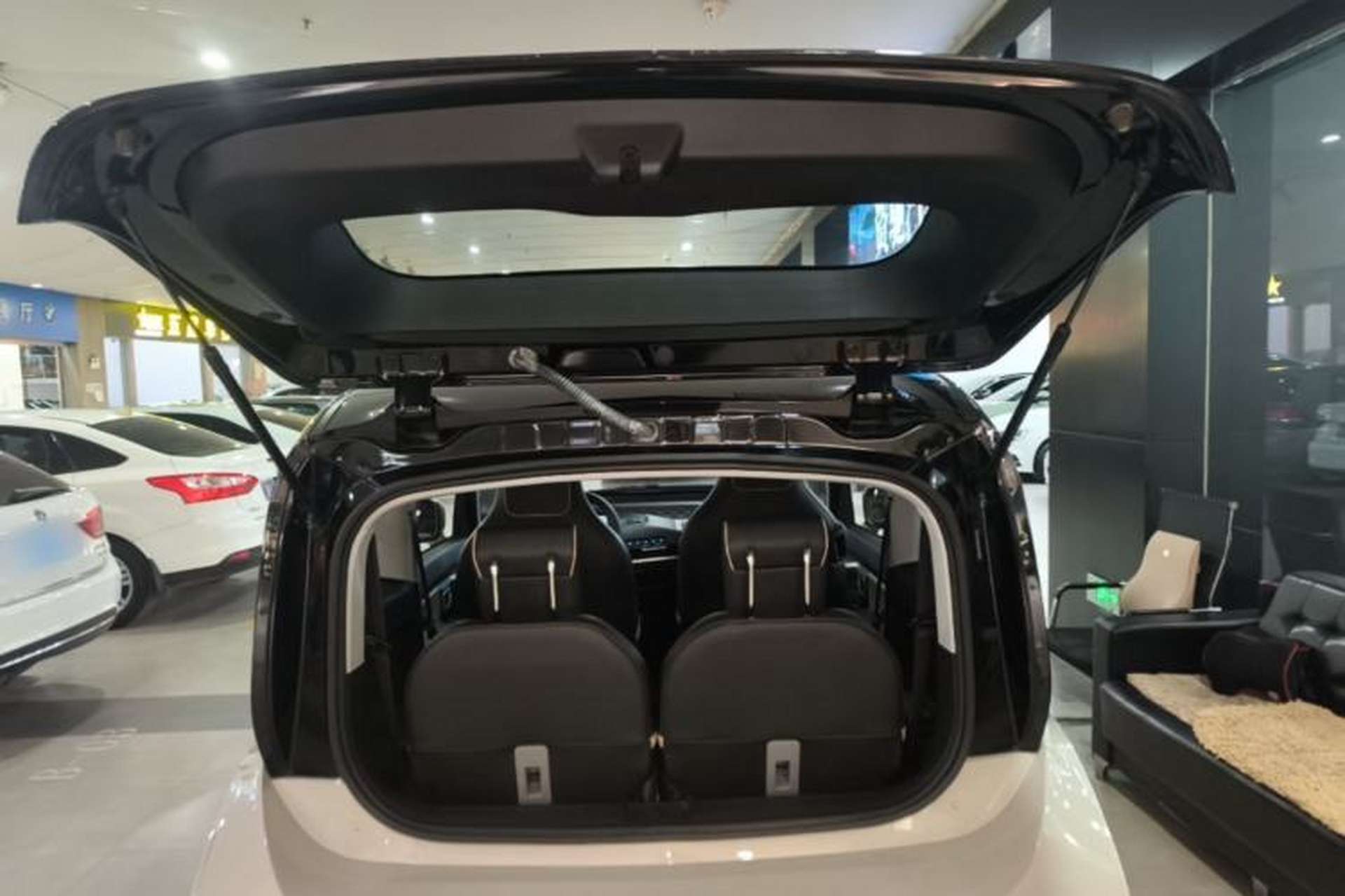 Used Baojun KiWi EV 2021 Artist Model Ternary Lithium Trunk