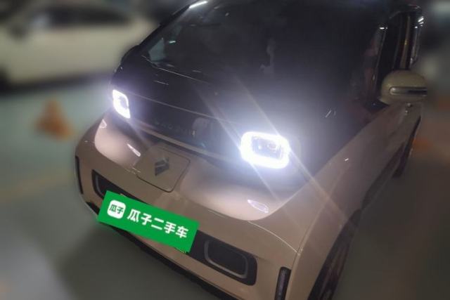 Used Baojun KiWi EV 2021 Artist Model Lithium Iron Phosphate