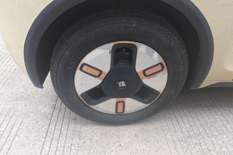 Used Baojun KiWi EV 2021 Designer Lithium Iron Phosphate Right Rear Wheel Hub
