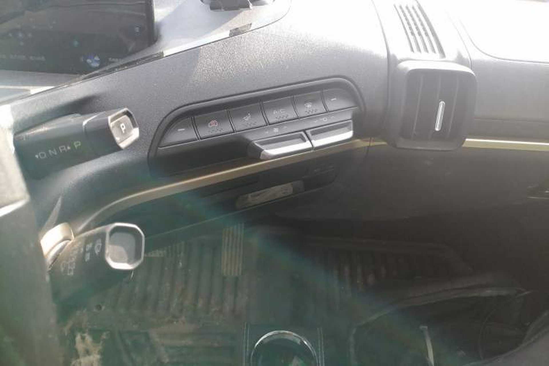 Used Baojun KiWi EV 2022 Designer Lite Edition Ternary Lithium Audio And AC Panel