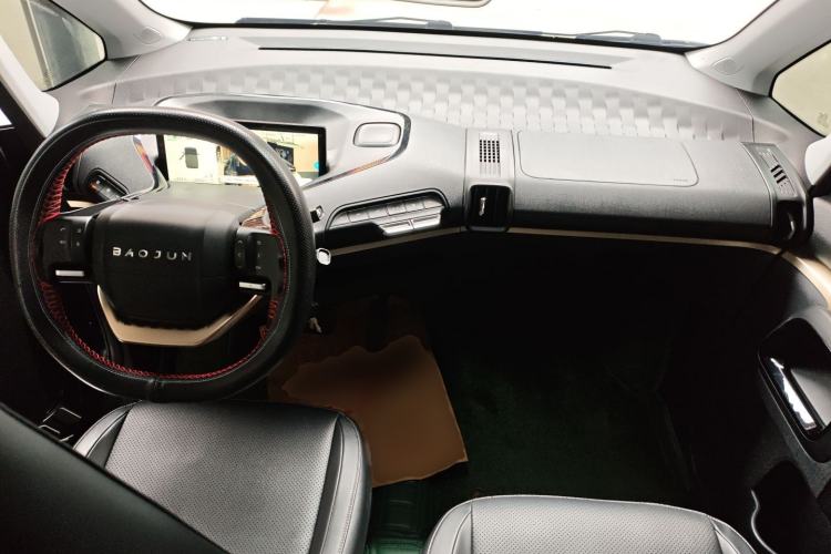 Used Baojun KiWi EV 2022 Designer Lite Edition Ternary Lithium Center Console