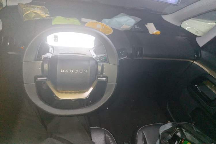 Used Baojun KiWi EV 2022 Artist Lite Edition Ternary Lithium Center Console