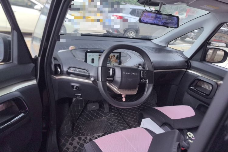 Used Baojun KiWi EV 2022 Designer Lite Edition Ternary Lithium Center Console