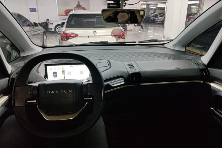 Used Baojun KiWi EV 2022 Artist Lite Edition Ternary Lithium Center Console