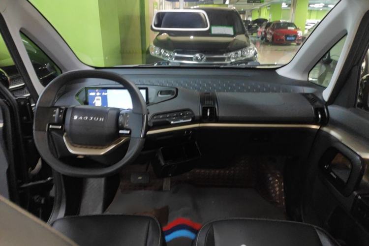 Used Baojun KiWi EV 2022 Designer Lite Edition Lithium Iron Phosphate Center Console