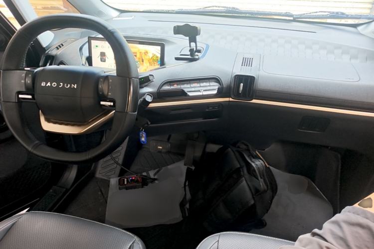 Used Baojun KiWi EV 2022 Artist Lite Edition Ternary Lithium Center Console