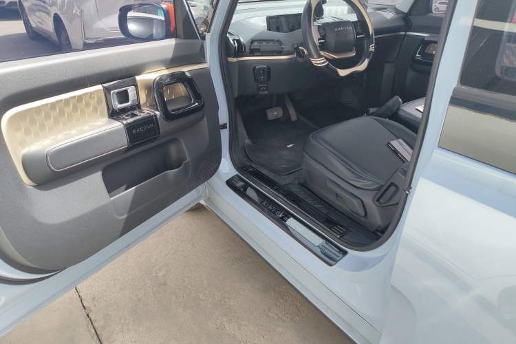 Used Baojun KiWi EV 2022 Artist Lite Edition Ternary Lithium Driver Seat
