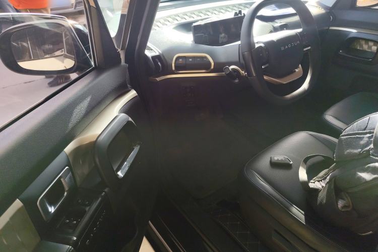 Used Baojun KiWi EV 2022 Artist Lite Edition Lithium Iron Phosphate Driver Seat