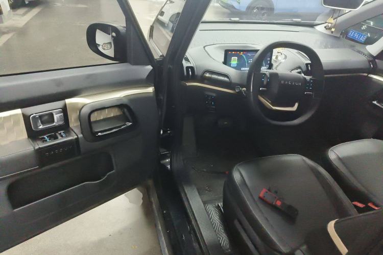 Used Baojun KiWi EV 2022 Artist Lite Edition Lithium Iron Phosphate Driver Seat