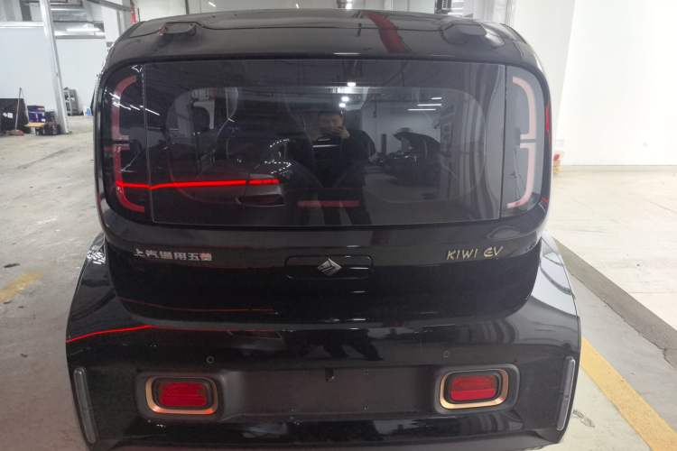 Used Baojun KiWi EV 2022 Designer Lite Edition Ternary Lithium Exterior 4
