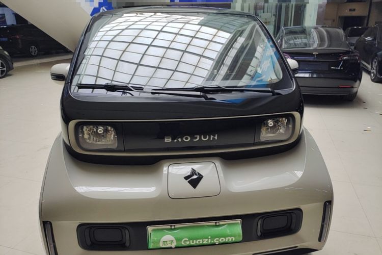 Used Baojun KiWi EV 2022 Designer Lite Edition Lithium Iron Phosphate Front