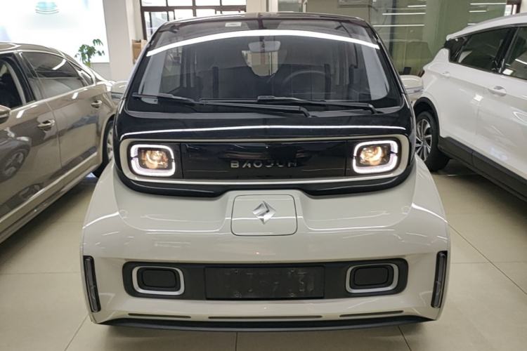 Used Baojun KiWi EV 2022 Artist Lite Edition Ternary Lithium Front