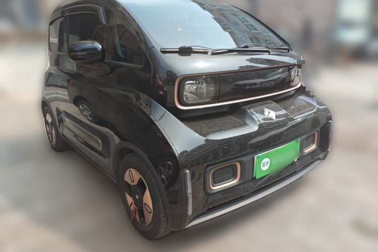 Used Baojun KiWi EV 2022 Designer Lite Edition Ternary Lithium Front Right 45 Deg