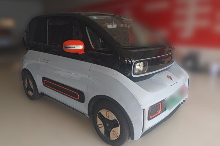 Used Baojun KiWi EV 2022 Designer Lite Edition Ternary Lithium Front Right 45 Deg