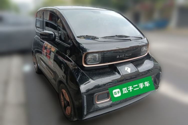 Used Baojun KiWi EV 2022 Designer Lite Edition Ternary Lithium Front Right 45 Deg