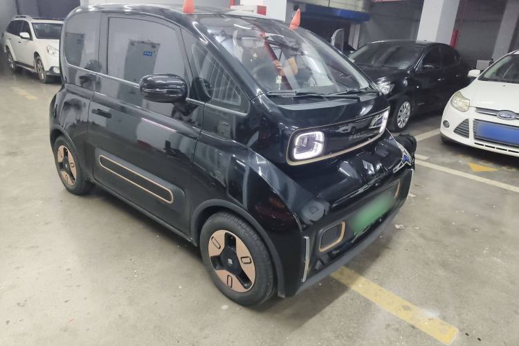 Used Baojun KiWi EV 2022 Artist Lite Edition Lithium Iron Phosphate Front Right 45 Deg