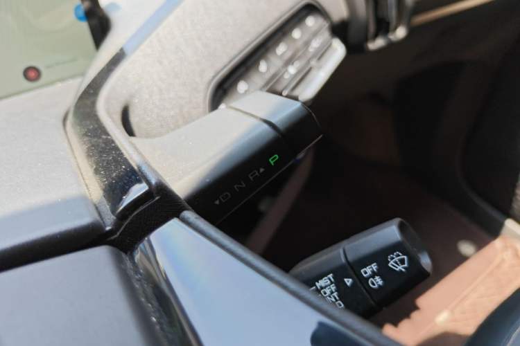 Used Baojun KiWi EV 2022 Artist Lite Edition Lithium Iron Phosphate Gear Lever