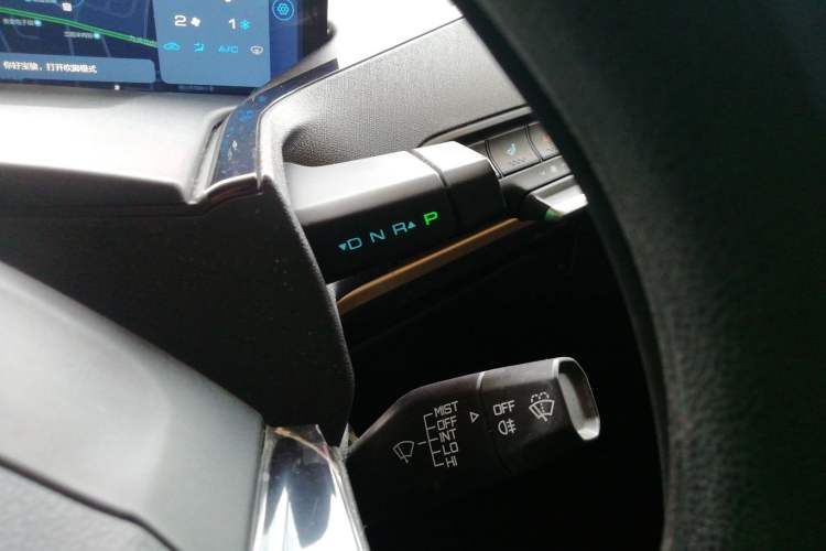 Used Baojun KiWi EV 2022 Designer Lite Edition Lithium Iron Phosphate Gear Lever