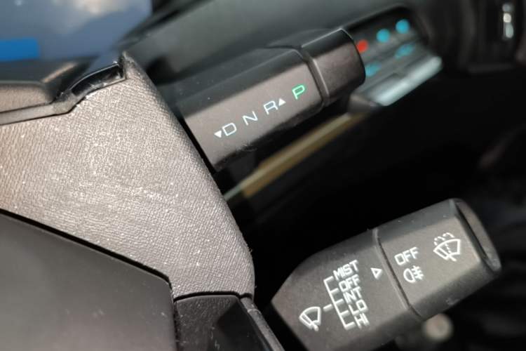 Used Baojun KiWi EV 2022 Artist Lite Edition Ternary Lithium Gear Lever