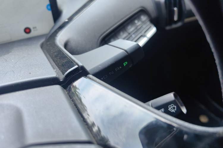 Used Baojun KiWi EV 2022 Artist Lite Edition Ternary Lithium Gear Lever