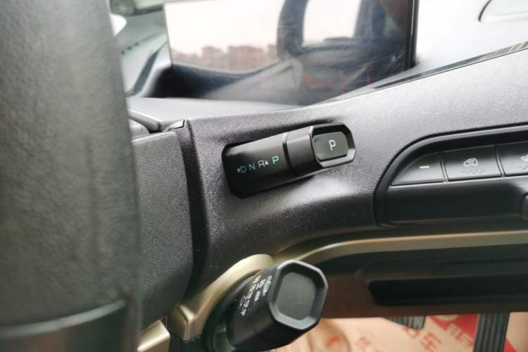 Used Baojun KiWi EV 2022 Designer Lite Edition Ternary Lithium Gear Lever