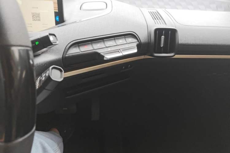 Used Baojun KiWi EV 2022 Artist Lite Edition Ternary Lithium Gear Lever