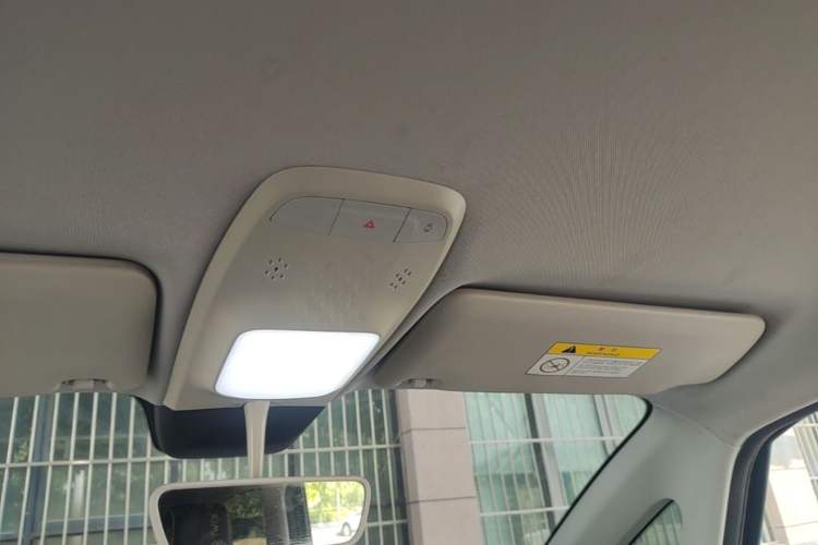 Used Baojun KiWi EV 2022 Artist Lite Edition Lithium Iron Phosphate Headliner