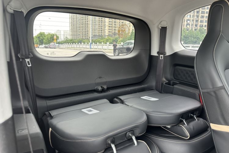 Used Baojun KiWi EV 2022 Artist Lite Edition Ternary Lithium Interior 1