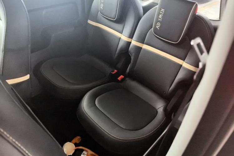 Used Baojun KiWi EV 2022 Designer Lite Edition Ternary Lithium Interior 1
