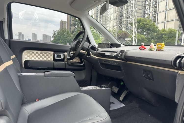 Used Baojun KiWi EV 2022 Artist Lite Edition Ternary Lithium Interior 2