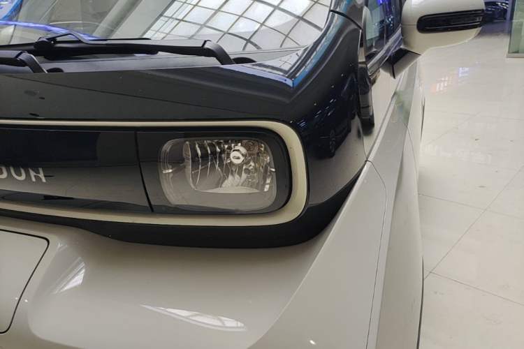 Used Baojun KiWi EV 2022 Designer Lite Edition Lithium Iron Phosphate Left Front Headlight