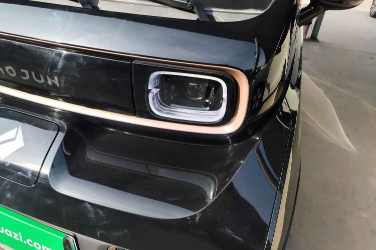 Used Baojun KiWi EV 2022 Artist Lite Edition Lithium Iron Phosphate Left Front Headlight