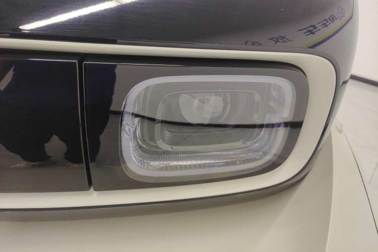 Used Baojun KiWi EV 2022 Artist Lite Edition Ternary Lithium Left Front Headlight