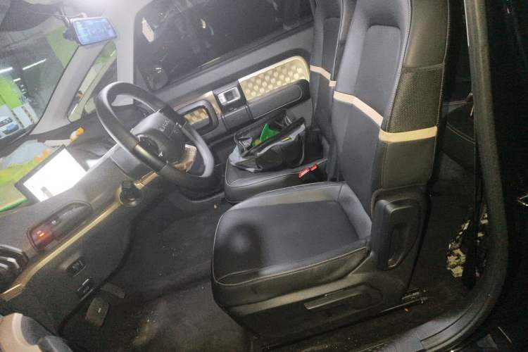 Used Baojun KiWi EV 2022 Artist Lite Edition Ternary Lithium Left Front Seat