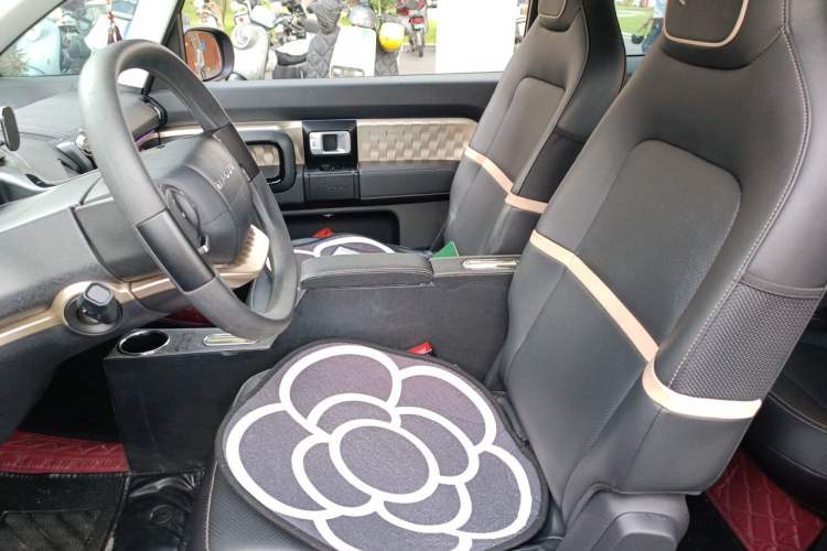 Used Baojun KiWi EV 2022 Designer Lite Edition Ternary Lithium Left Front Seat