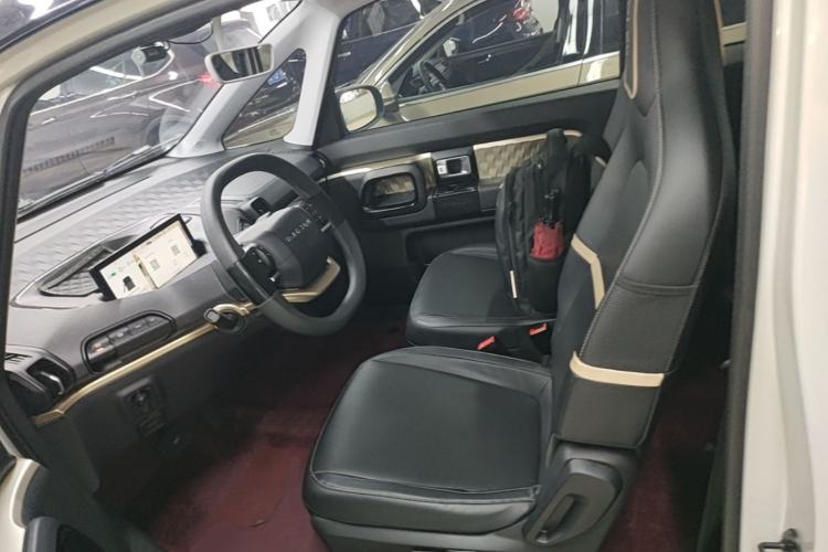 Used Baojun KiWi EV 2022 Artist Lite Edition Ternary Lithium Left Front Seat