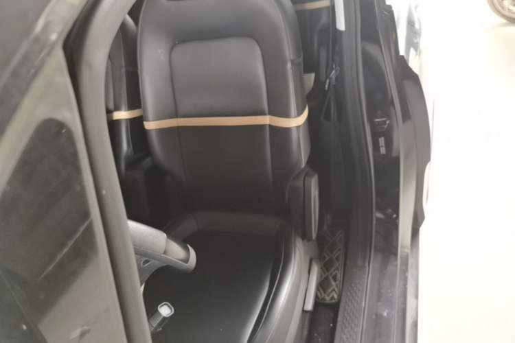 Used Baojun KiWi EV 2022 Designer Lite Edition Ternary Lithium Left Front Seat
