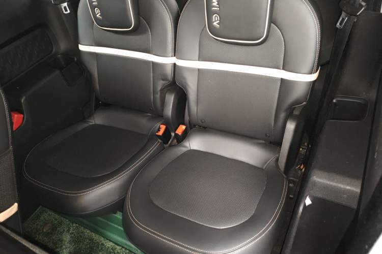 Used Baojun KiWi EV 2022 Designer Lite Edition Ternary Lithium Left Rear Seat