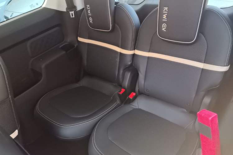 Used Baojun KiWi EV 2022 Artist Lite Edition Ternary Lithium Left Rear Seat