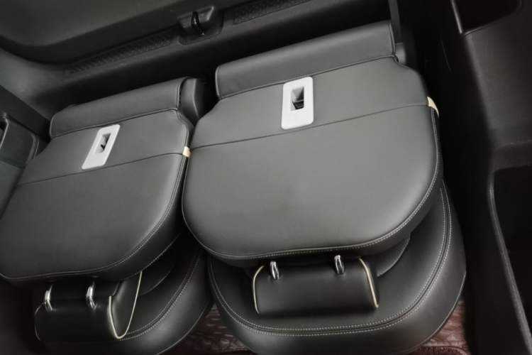 Used Baojun KiWi EV 2022 Designer Lite Edition Ternary Lithium Left Rear Seat