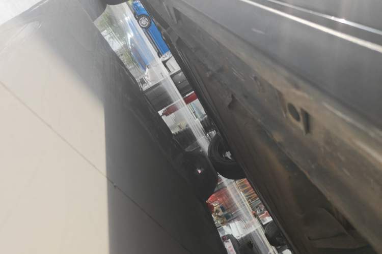 Used Baojun KiWi EV 2022 Artist Lite Edition Ternary Lithium Left Side Sill