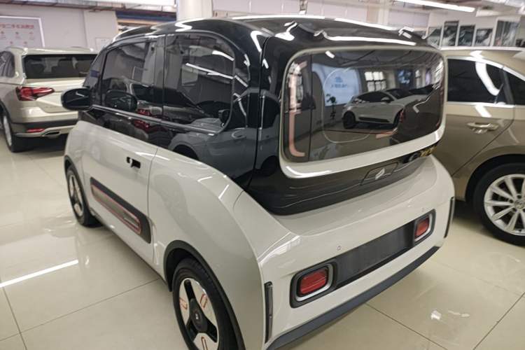 Used Baojun KiWi EV 2022 Artist Lite Edition Ternary Lithium Rear Left 45 Deg