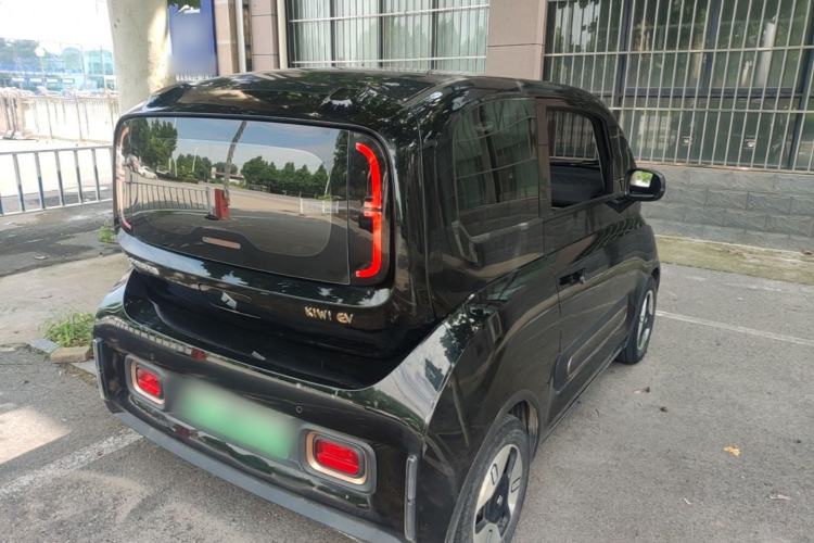 Used Baojun KiWi EV 2022 Artist Lite Edition Lithium Iron Phosphate Rear Right 45 Deg