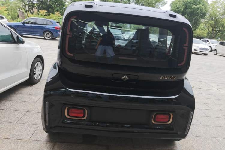 Used Baojun KiWi EV 2022 Artist Lite Edition Ternary Lithium Rear
