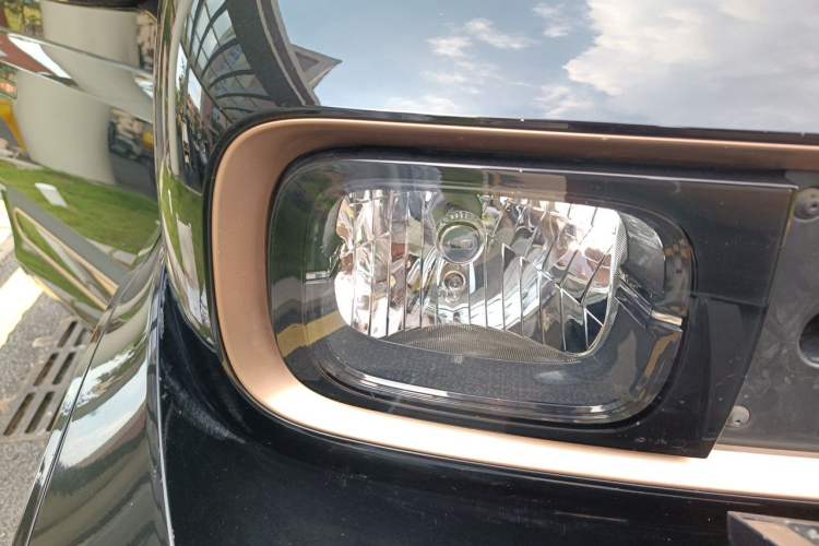 Used Baojun KiWi EV 2022 Designer Lite Edition Ternary Lithium Right Front Headlight
