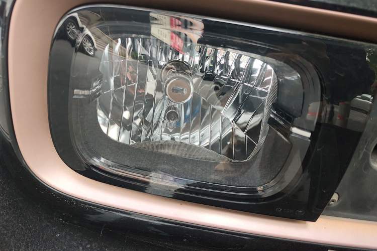 Used Baojun KiWi EV 2022 Designer Lite Edition Ternary Lithium Right Front Headlight