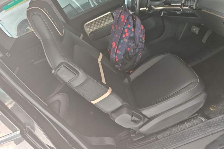 Used Baojun KiWi EV 2022 Designer Lite Edition Ternary Lithium Right Front Seat