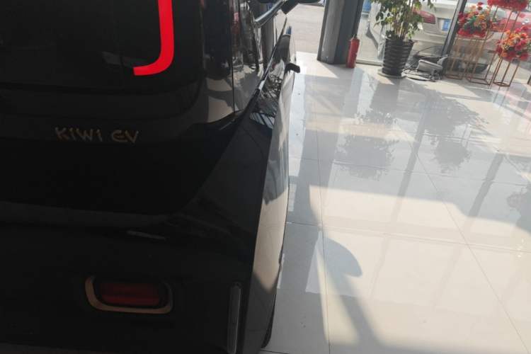 Used Baojun KiWi EV 2022 Artist Lite Edition Ternary Lithium Right Rear Taillight
