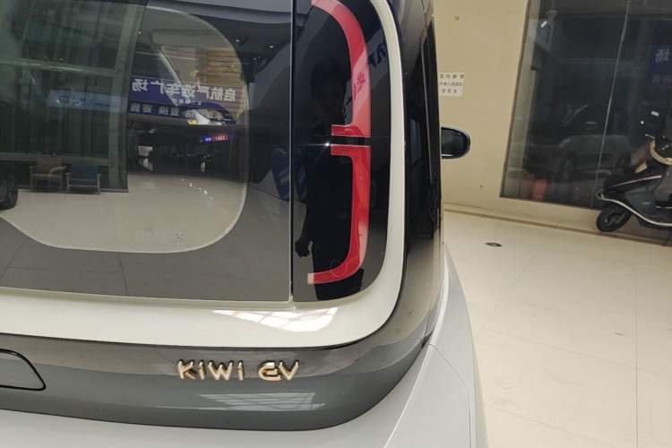 Used Baojun KiWi EV 2022 Designer Lite Edition Lithium Iron Phosphate Right Rear Taillight