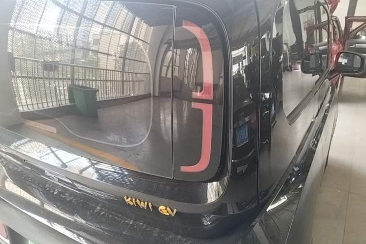 Used Baojun KiWi EV 2022 Designer Lite Edition Ternary Lithium Right Rear Taillight